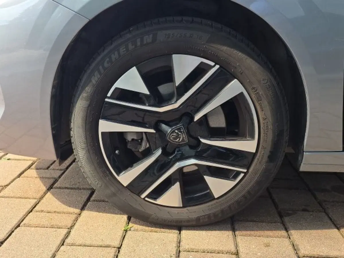 Peugeot 208 usata a Monza e Brianza (11)