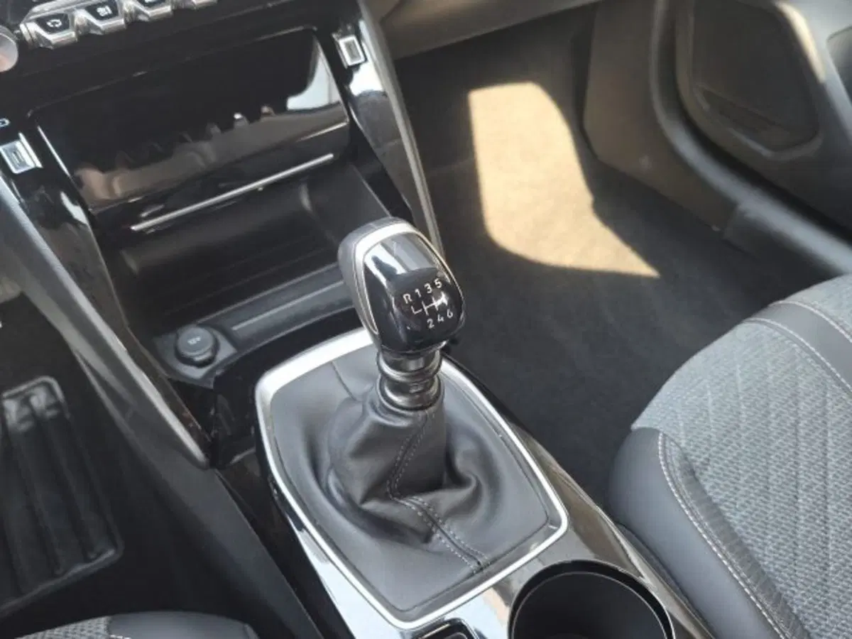 Peugeot 208 usata a Monza e Brianza (14)
