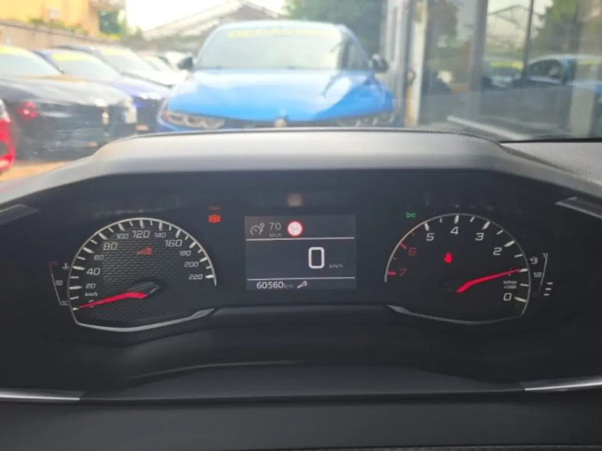 Peugeot 208 usata a Monza e Brianza (12)