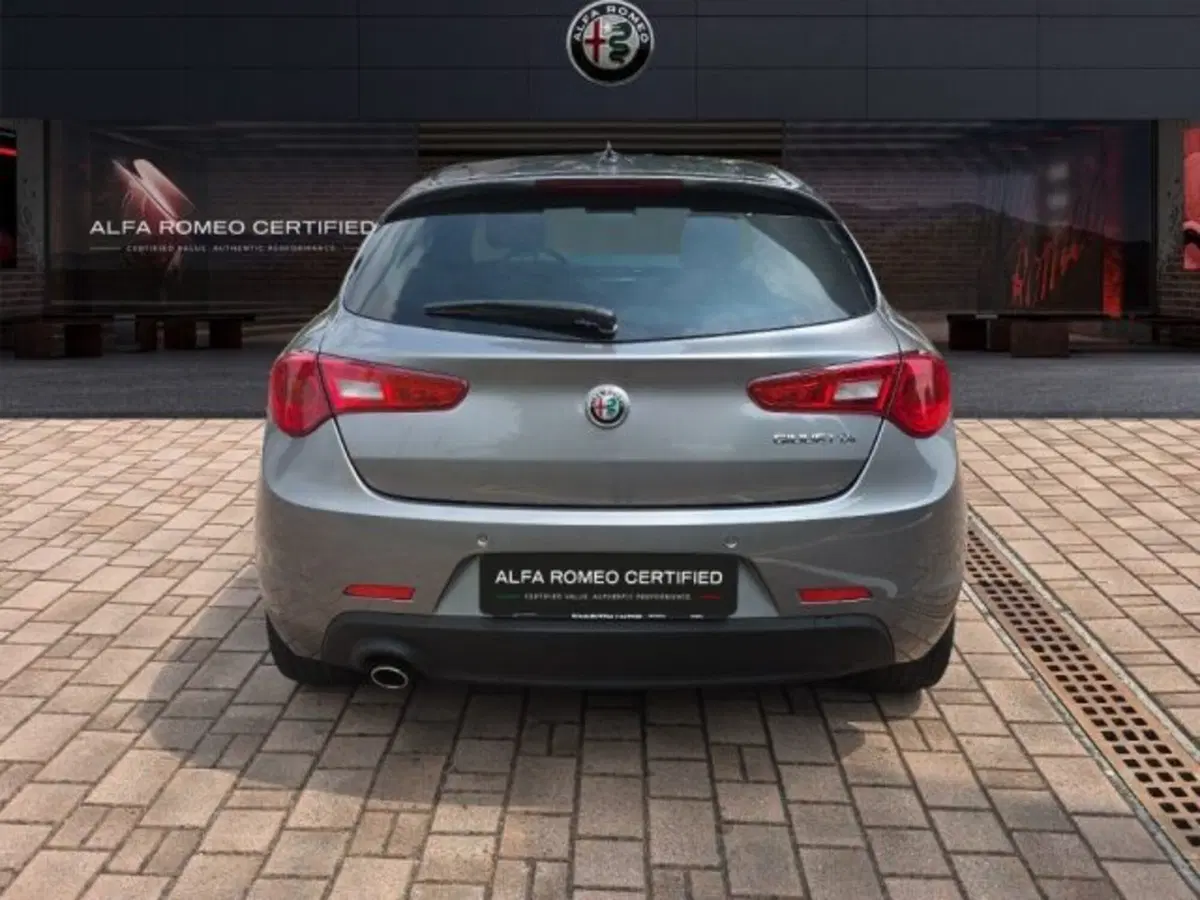 Alfa Romeo Giulietta usata a Monza e Brianza (5)