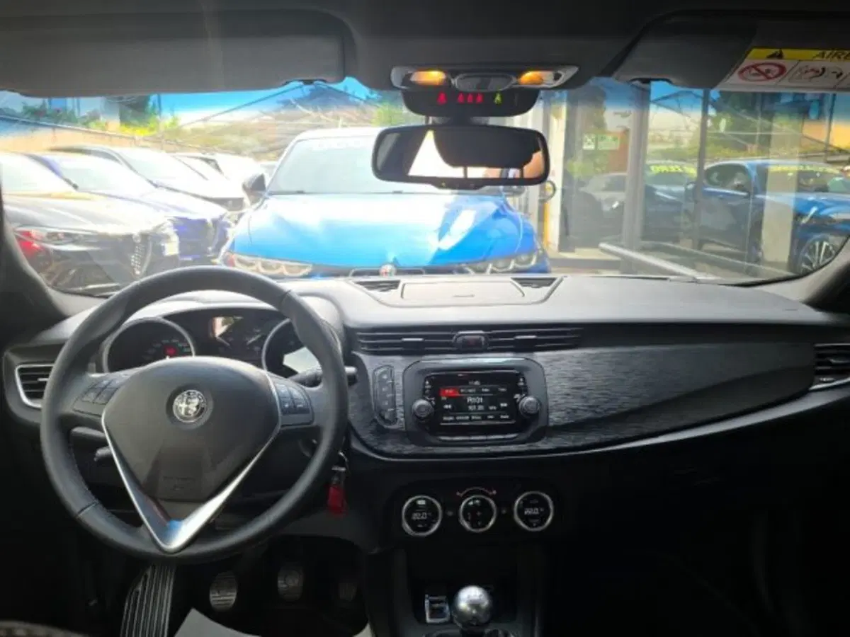 Alfa Romeo Giulietta usata a Monza e Brianza (8)
