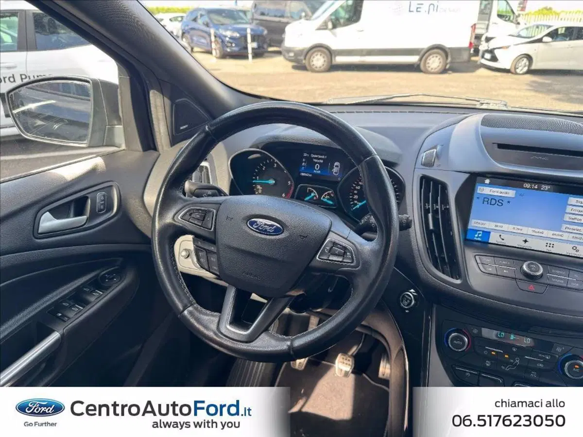 Ford Kuga usata a Roma (13)