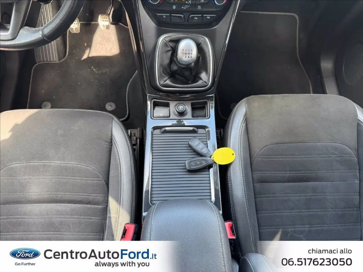 Ford Kuga usata a Roma (17)