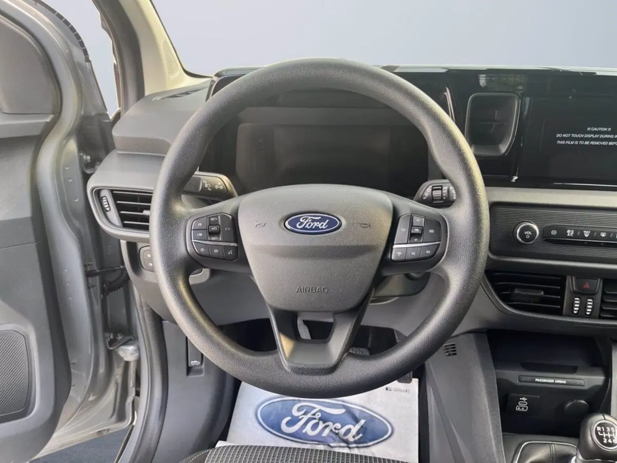 Ford Transit Courier Furgone usata a Milano (13)
