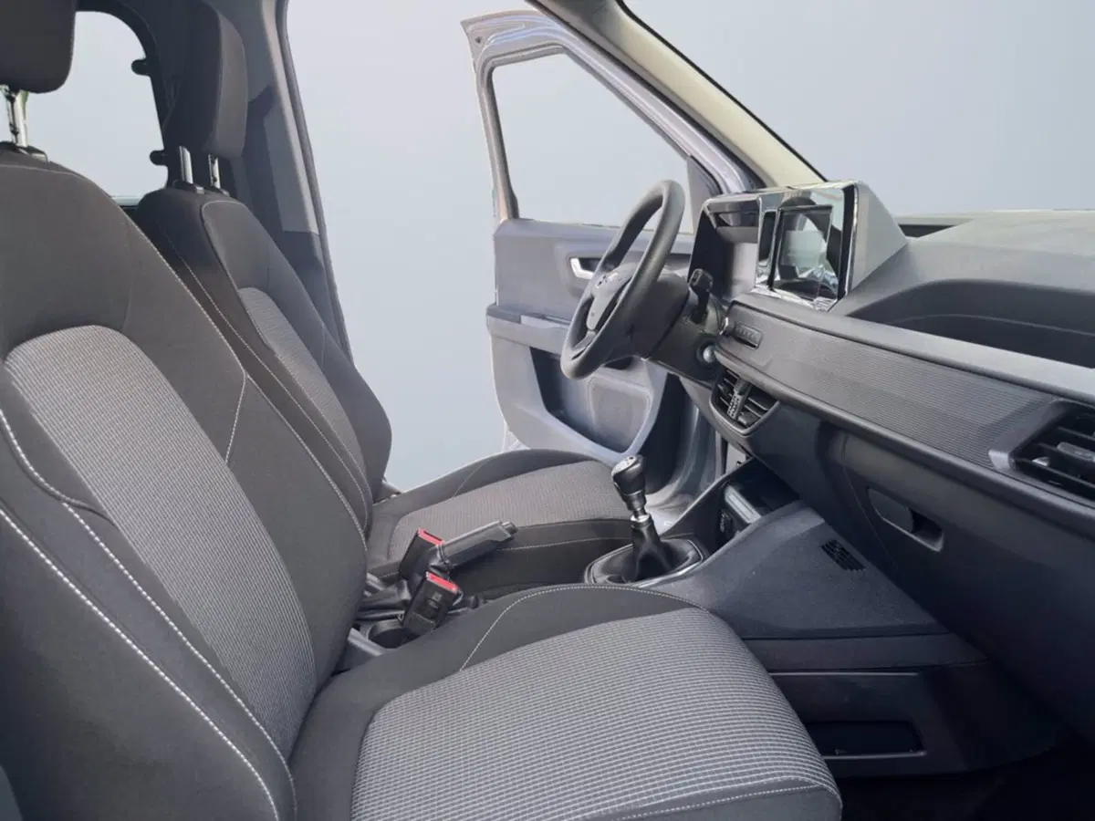 Ford Transit Courier Furgone usata a Milano (15)
