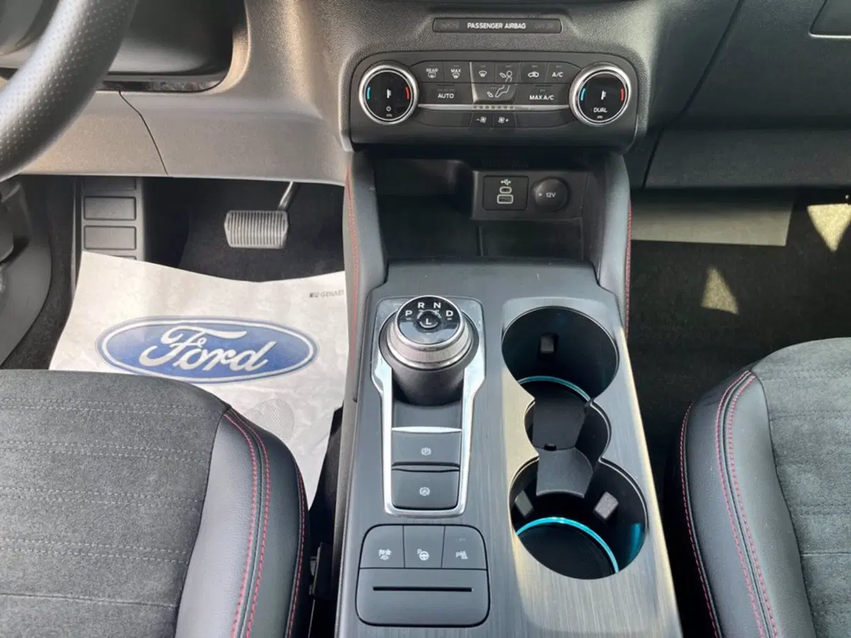 Ford Kuga usata a Milano (16)