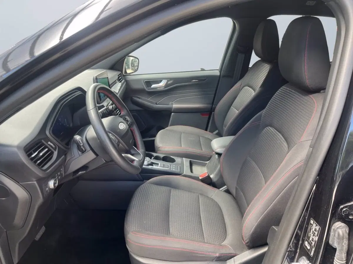 Ford Kuga usata a Milano (10)