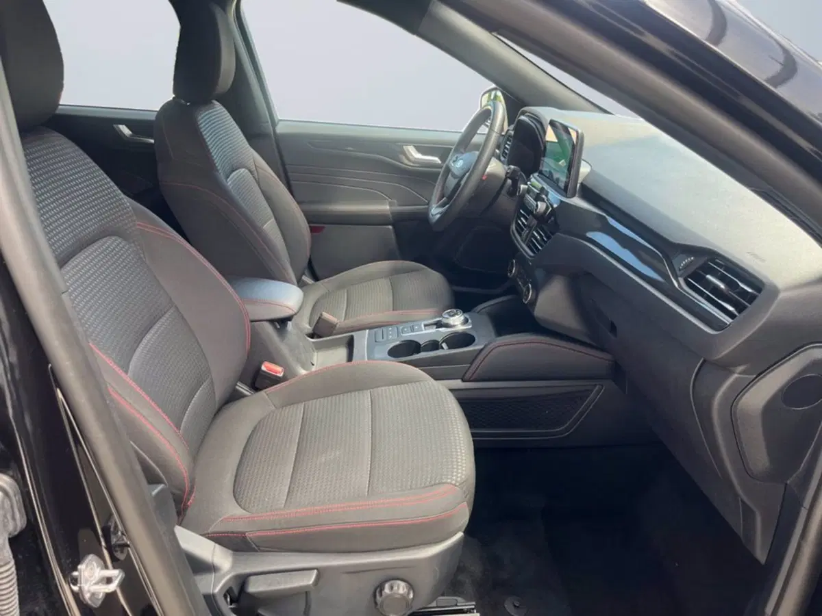 Ford Kuga usata a Milano (15)