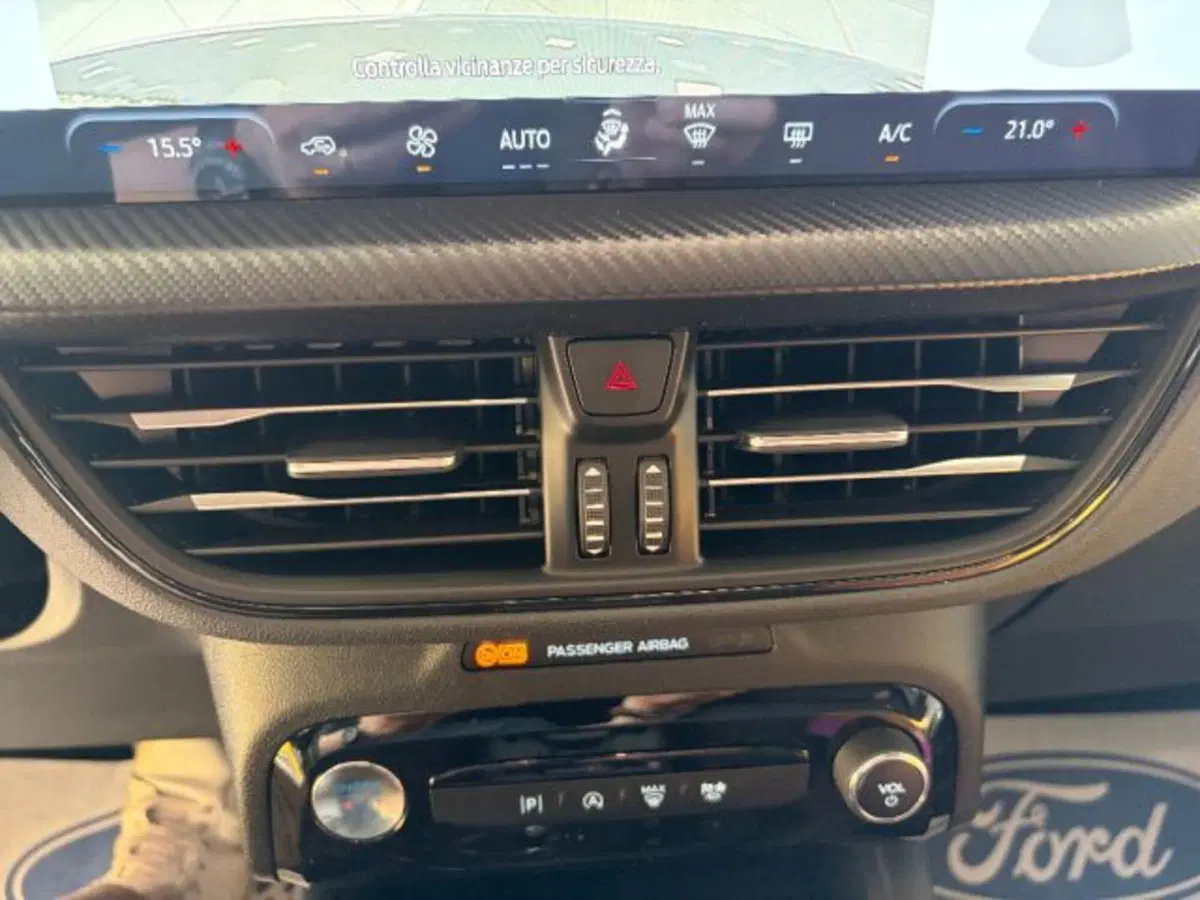 Ford Kuga nuova a Cuneo (15)