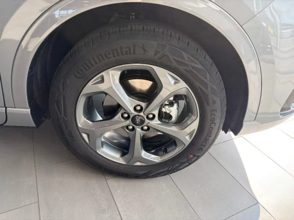 Ford Kuga nuova a Cuneo (16)