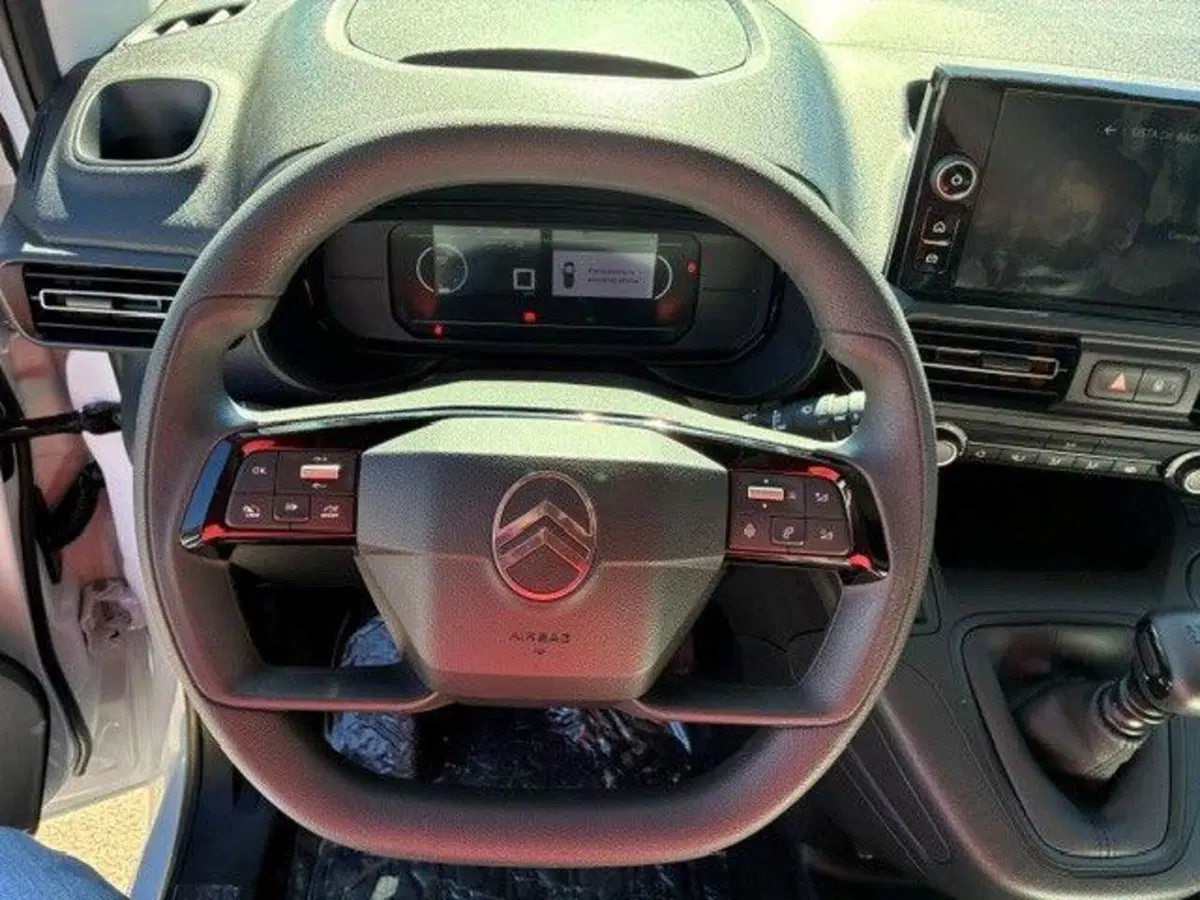 Citroen Berlingo Furgone nuova a Milano (13)