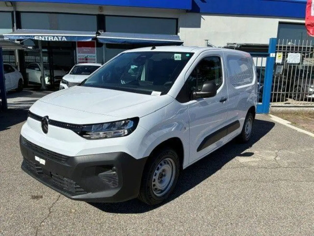 Citroen Berlingo Furgone nuova a Milano (4)