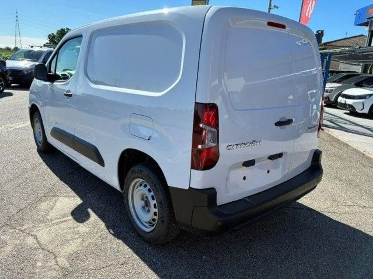 Citroen Berlingo Furgone nuova a Milano (6)