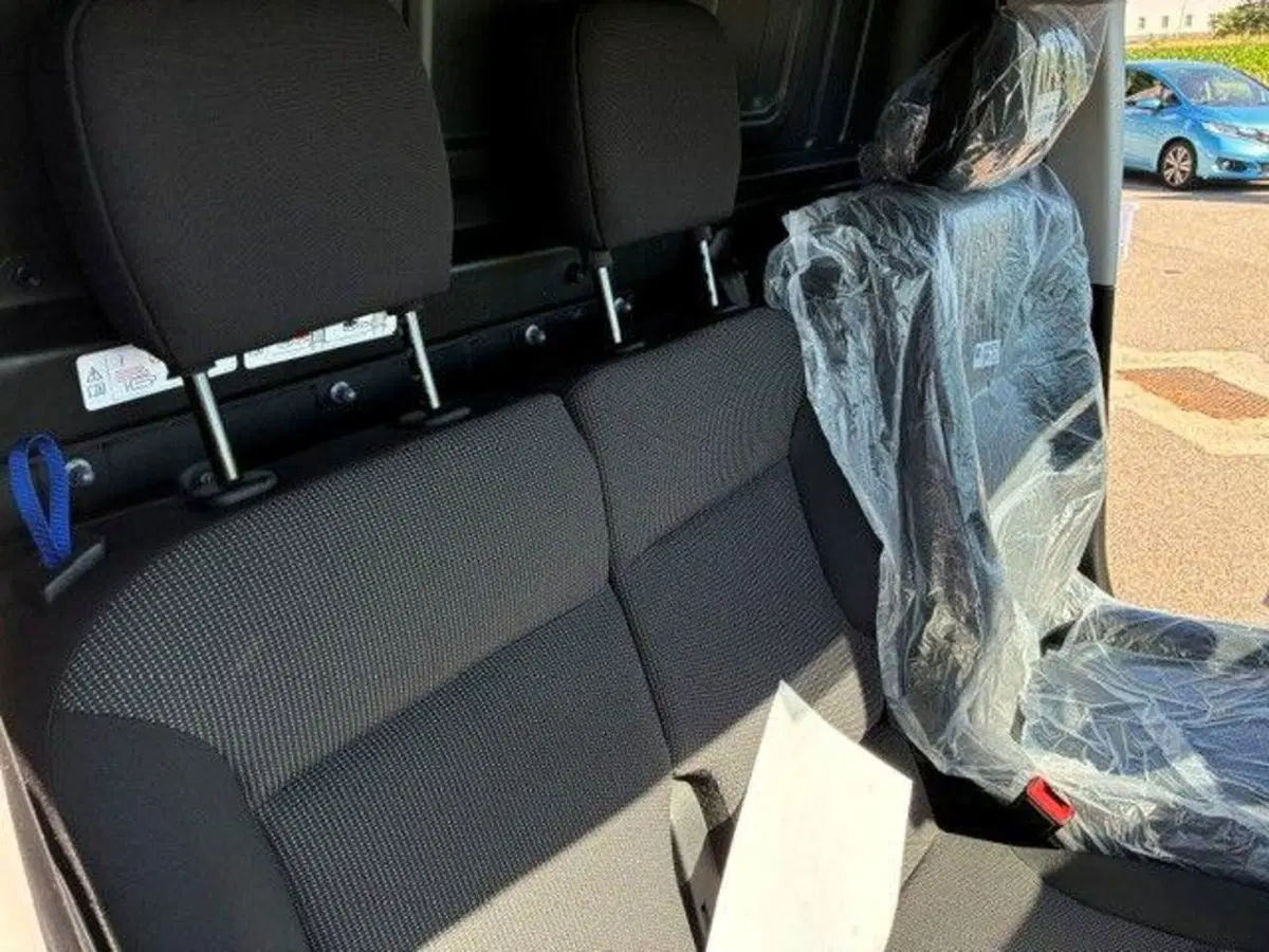 Citroen Berlingo Furgone nuova a Milano (9)
