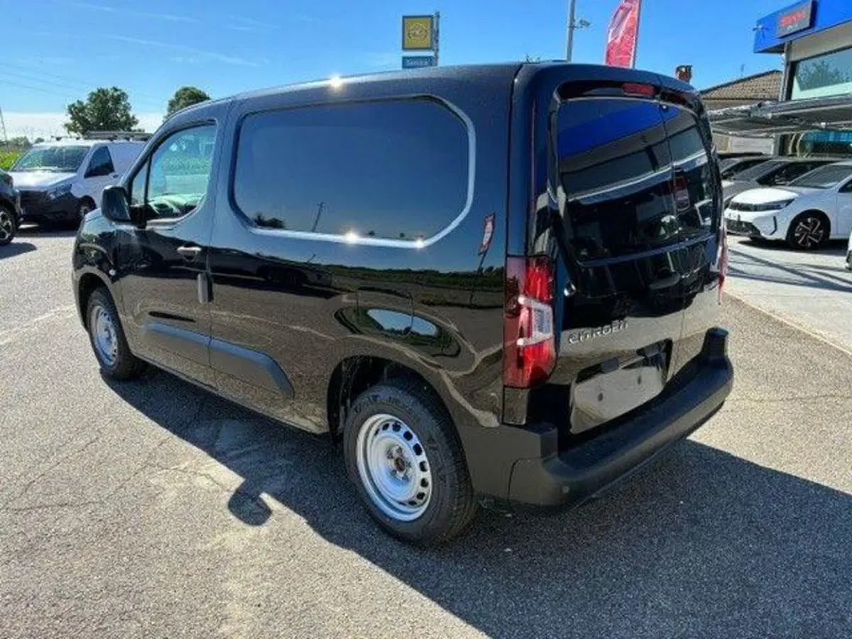 Citroen Berlingo Furgone nuova a Milano (4)
