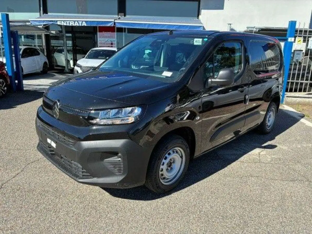 Citroen Berlingo Furgone nuova a Milano (5)