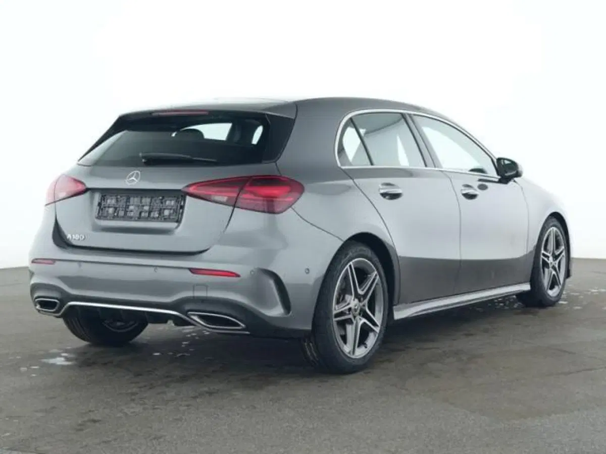 Mercedes-Benz Classe A usata a Milano (3)