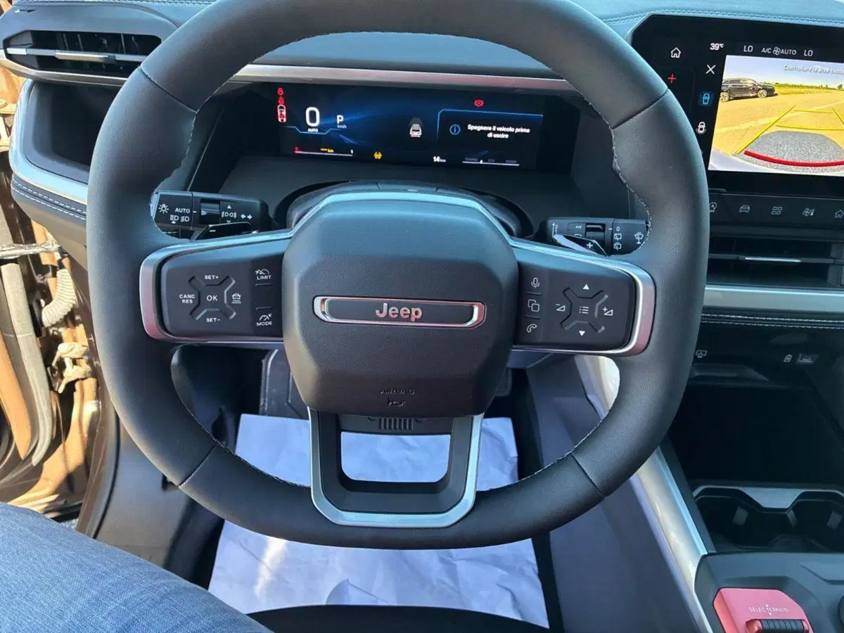 Jeep Compass nuova a Milano (11)