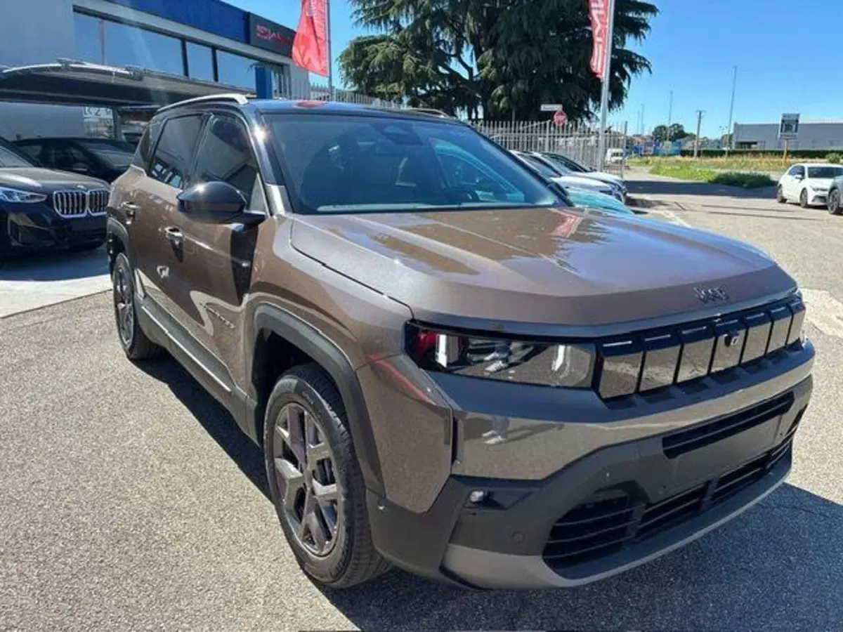Jeep Compass nuova a Milano (2)