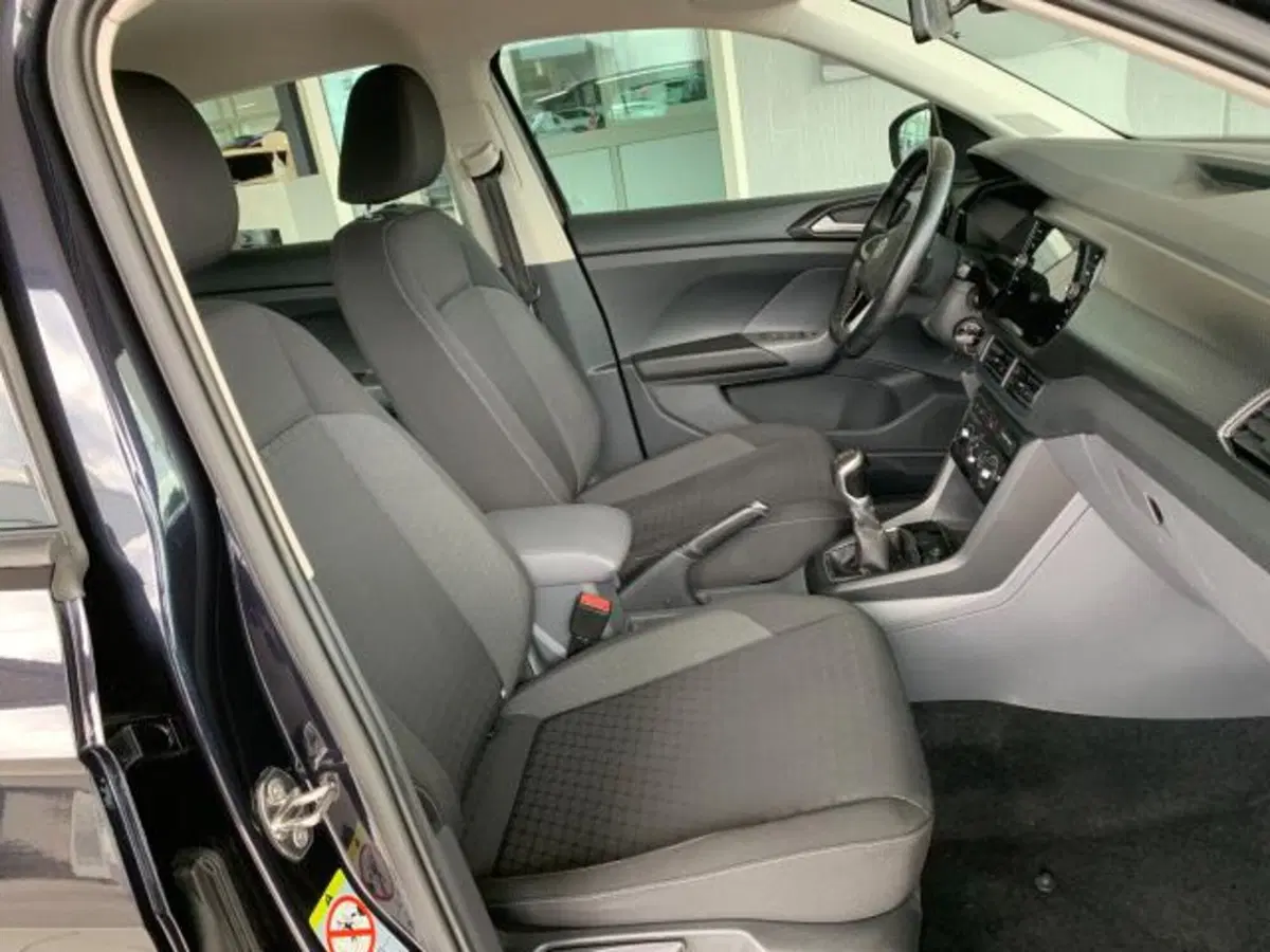 Volkswagen T-Cross usata a Trieste (9)