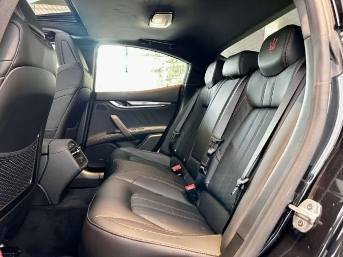 Maserati Ghibli nuova a Torino (11)