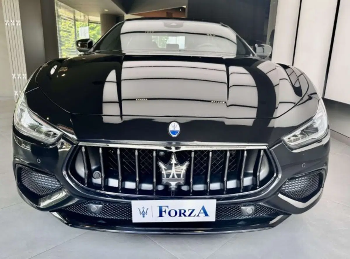 Maserati Ghibli nuova a Torino (2)