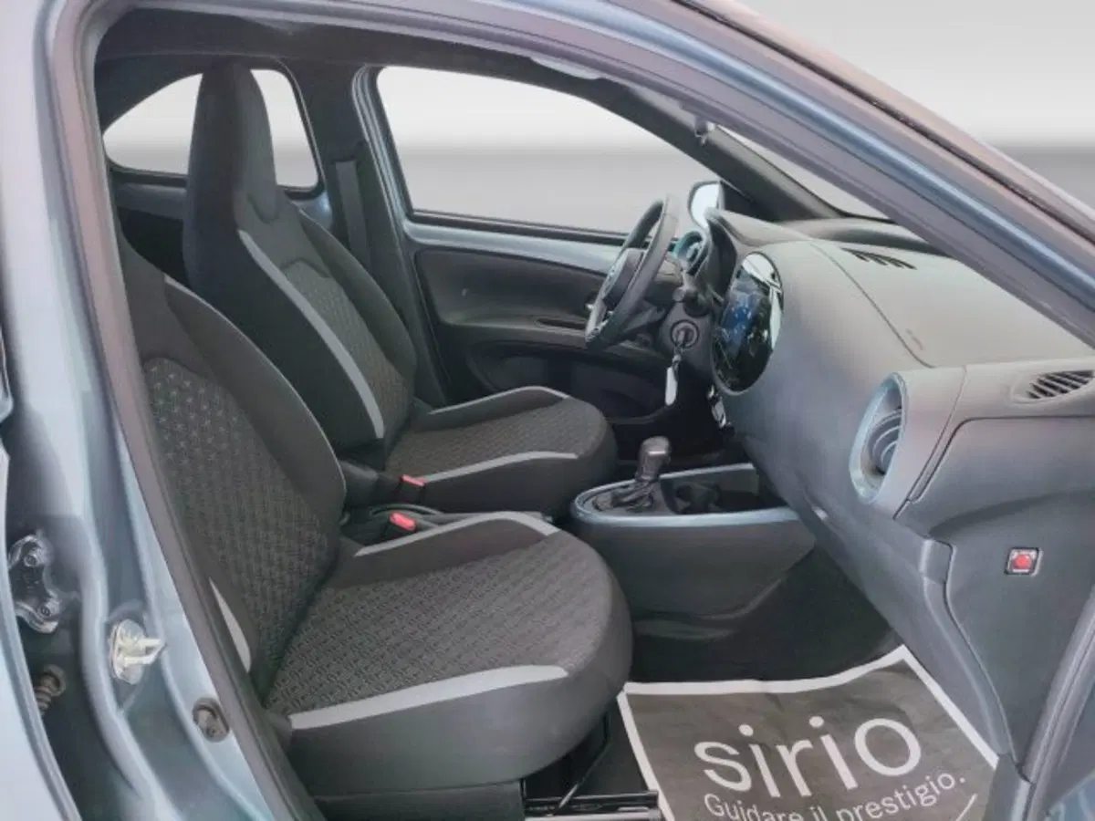 Toyota Aygo X usata a Teramo (13)