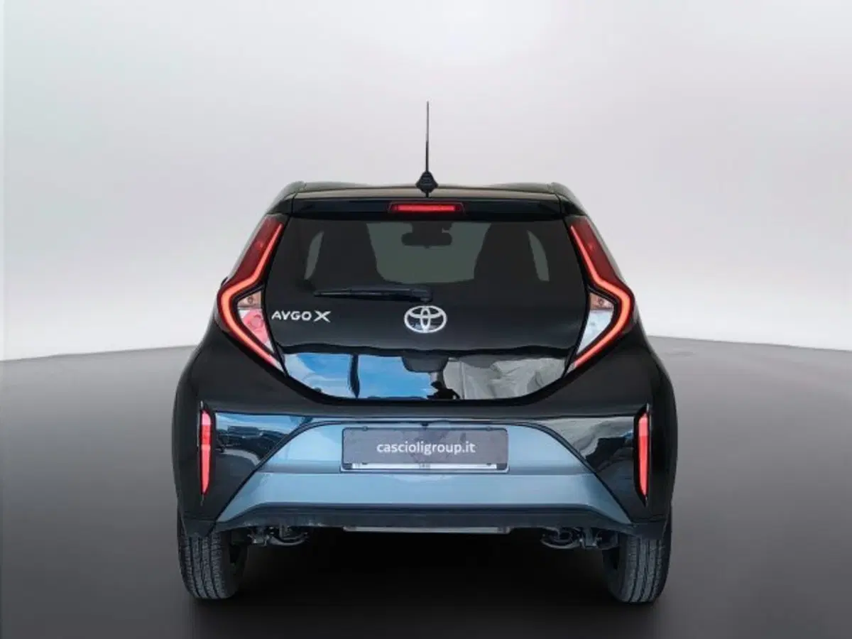 Toyota Aygo X usata a Teramo (6)