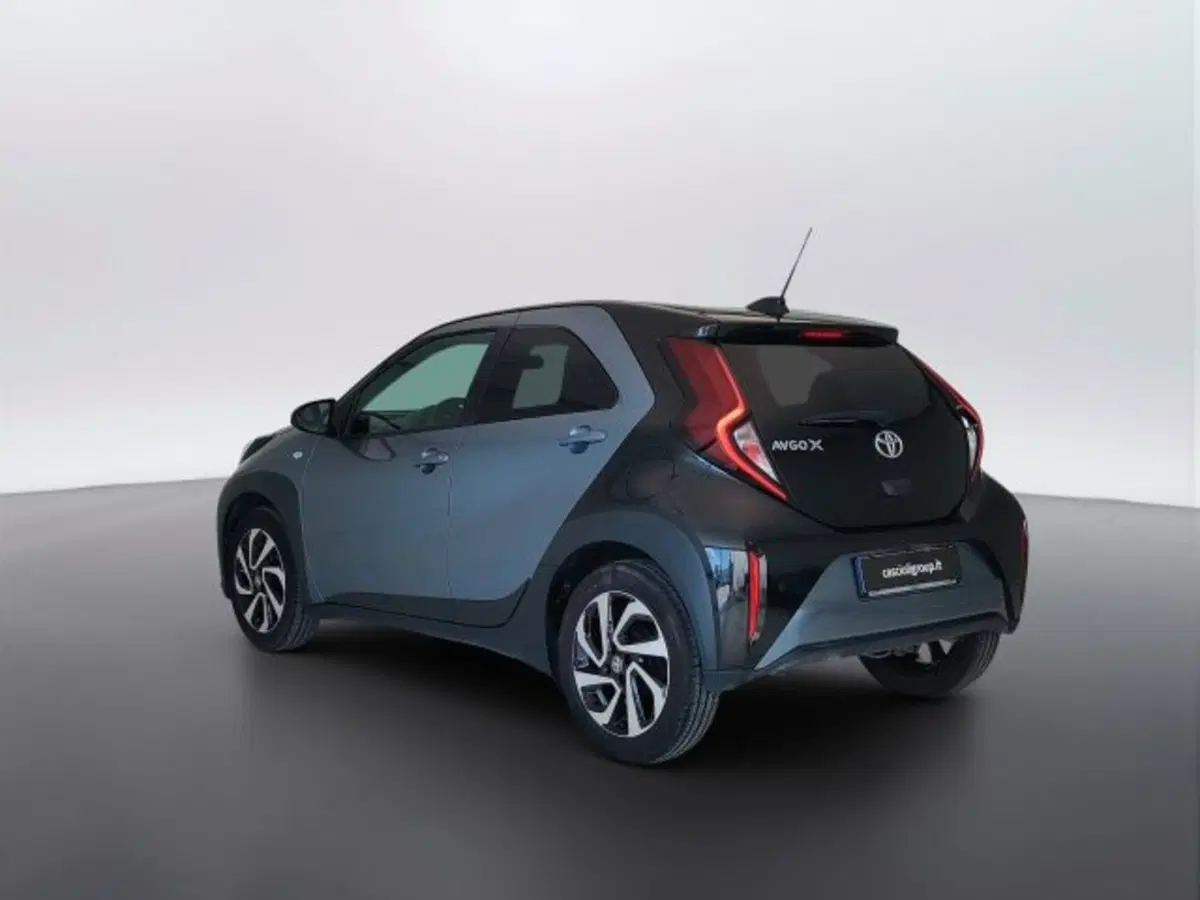 Toyota Aygo X usata a Teramo (7)