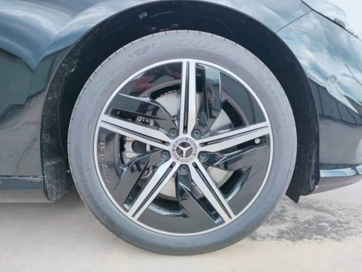 Mercedes-Benz CLA EQ nuova a Teramo (6)