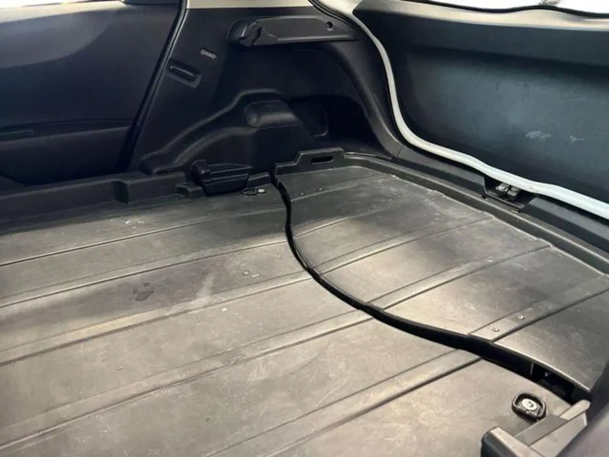 Toyota Yaris usata a Vercelli (8)