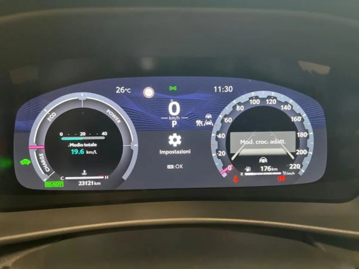 Toyota Toyota C-HR usata a Vercelli (13)
