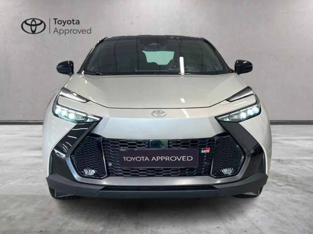 Toyota Toyota C-HR usata a Vercelli (5)