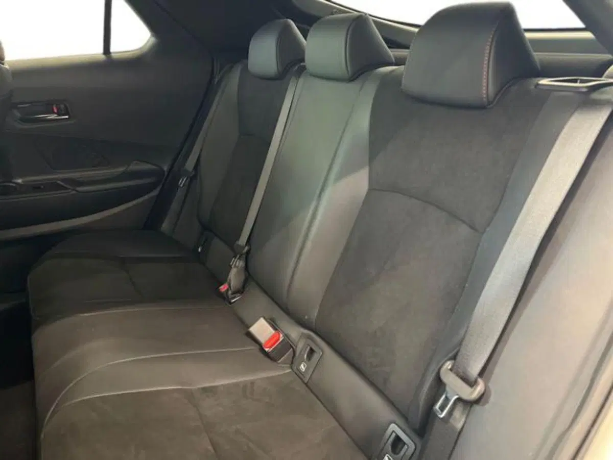 Toyota Toyota C-HR usata a Vercelli (8)