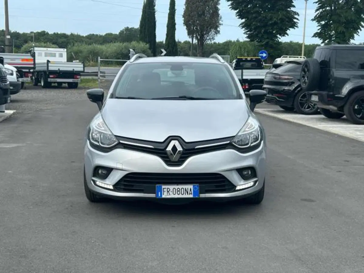 Renault Clio usata a Lucca (2)