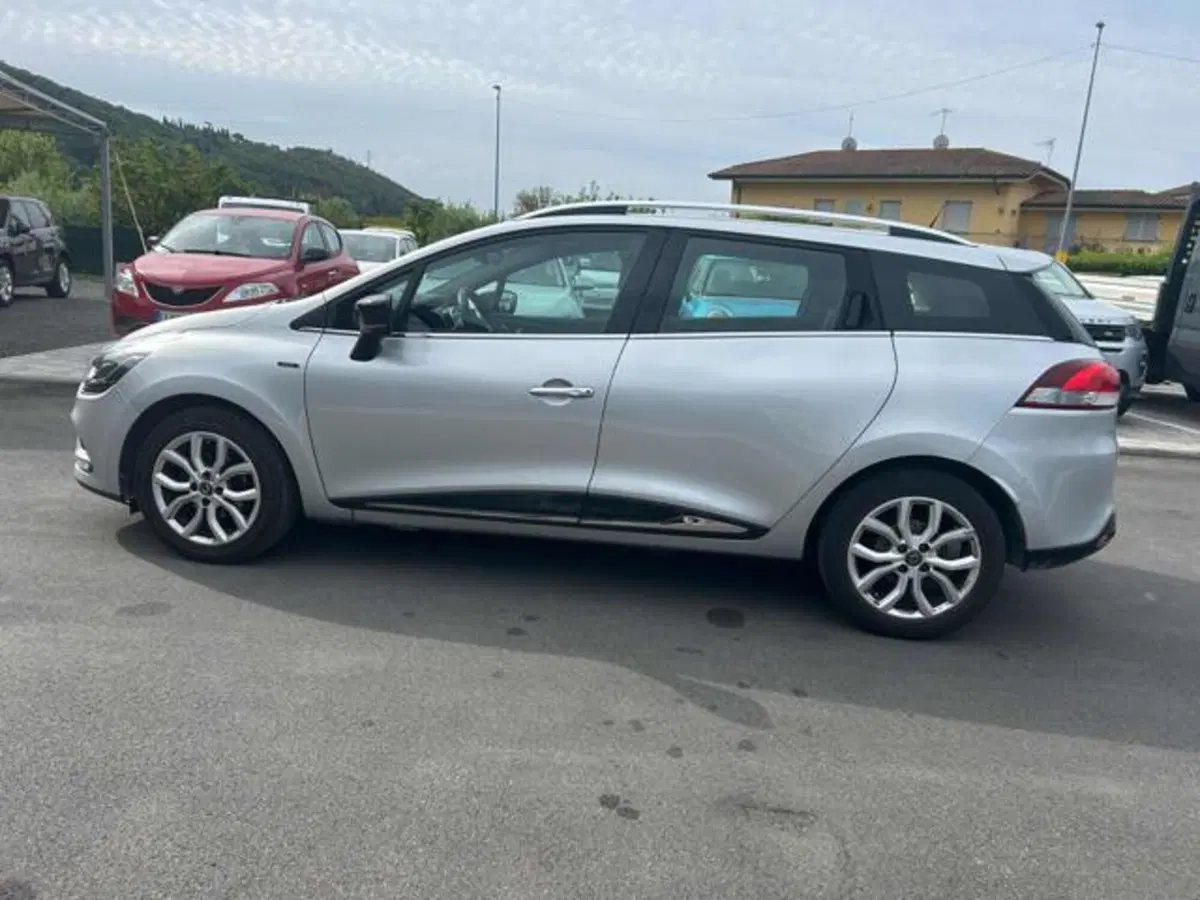 Renault Clio usata a Lucca (4)