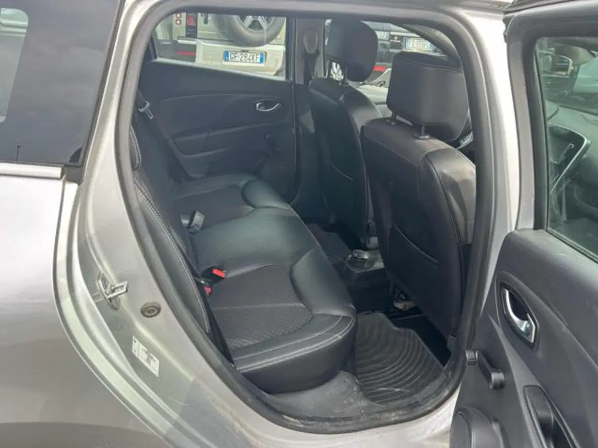Renault Clio usata a Lucca (9)