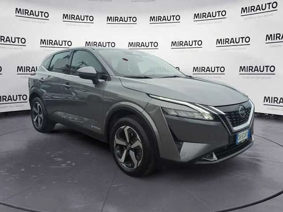 Nissan Qashqai usata a Roma