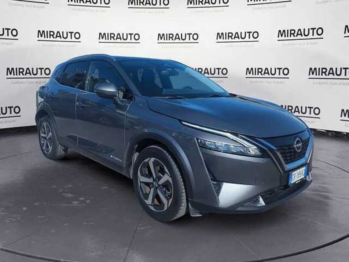 Nissan Qashqai usata a Roma
