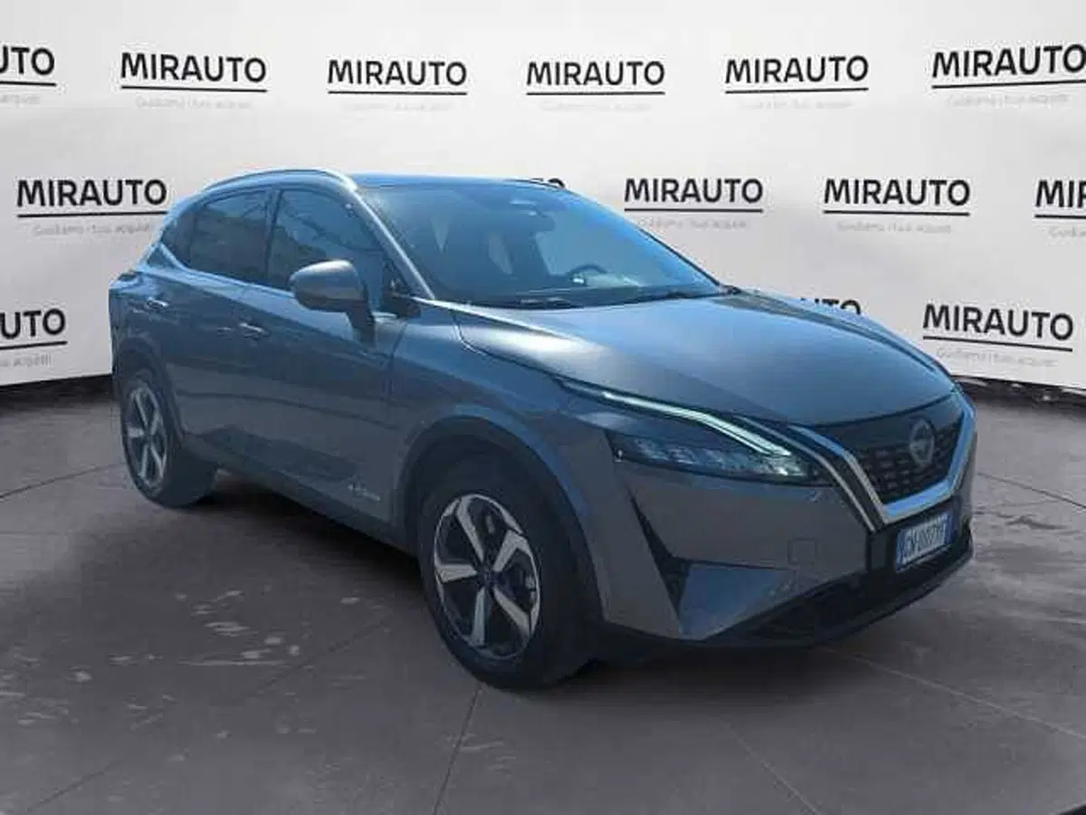Nissan Qashqai usata a Roma