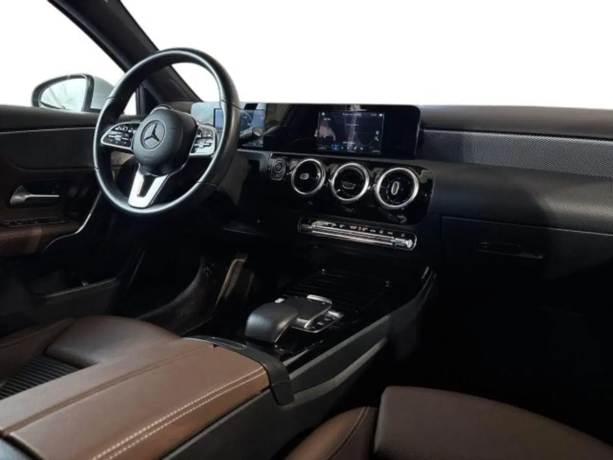 Mercedes-Benz Classe A Sedan usata a Bologna (15)
