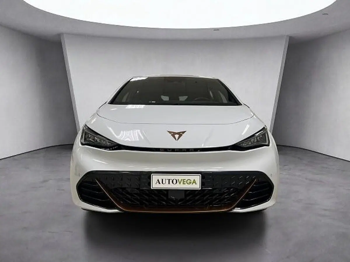 Cupra Born usata a Vicenza (2)