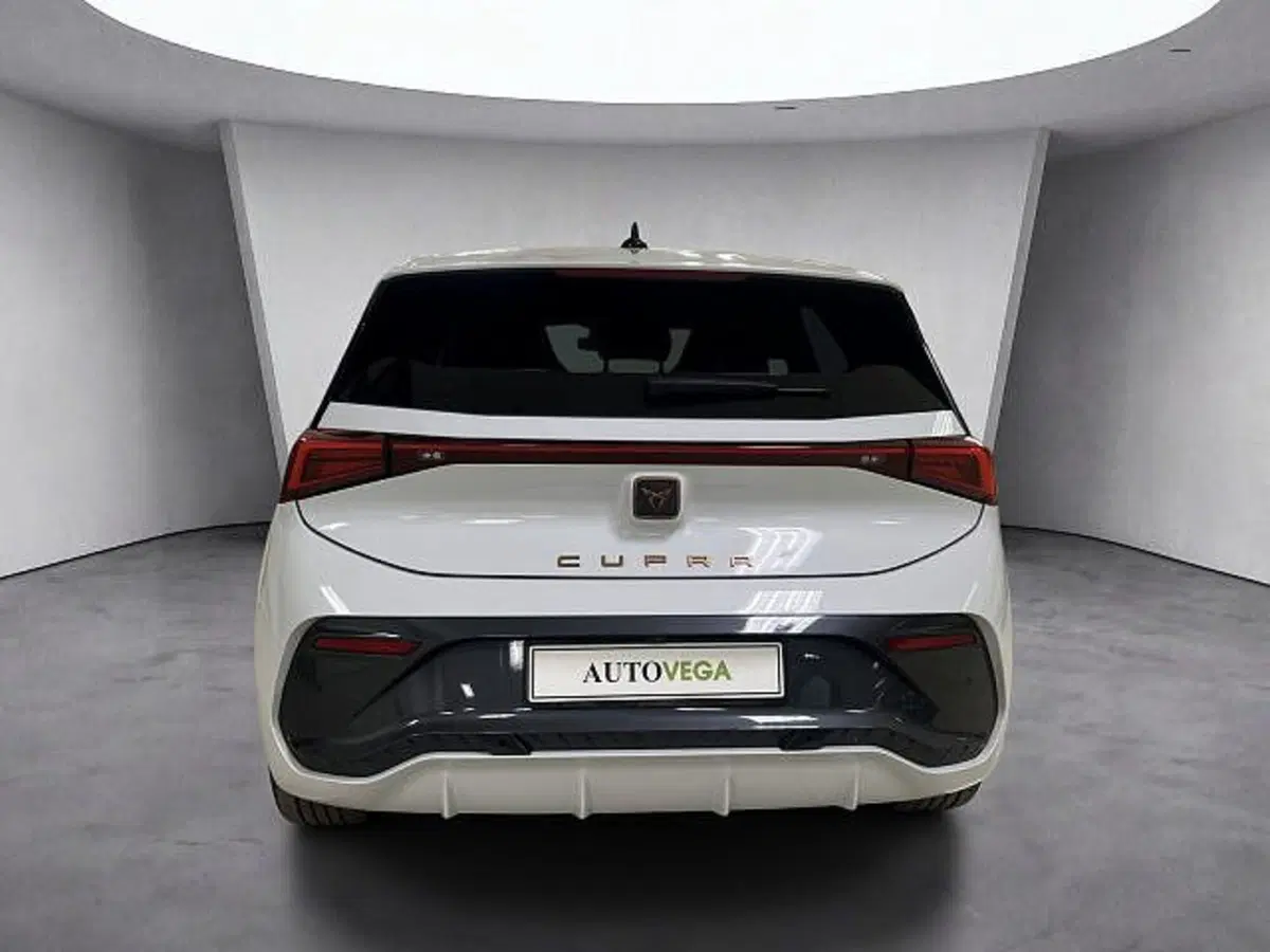 Cupra Born usata a Vicenza (5)