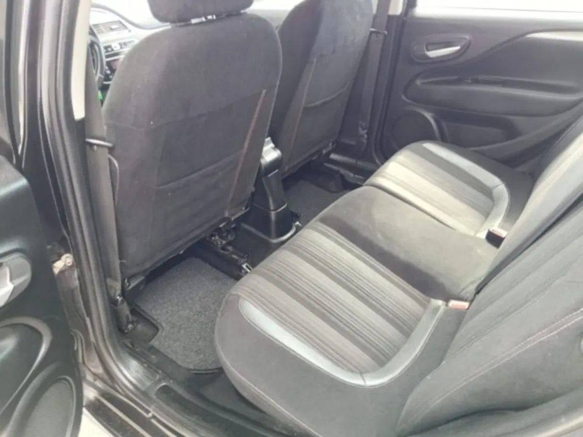 Fiat Grande Punto usata a Macerata (13)