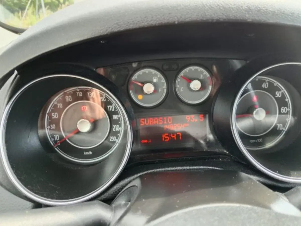 Fiat Grande Punto usata a Macerata (14)