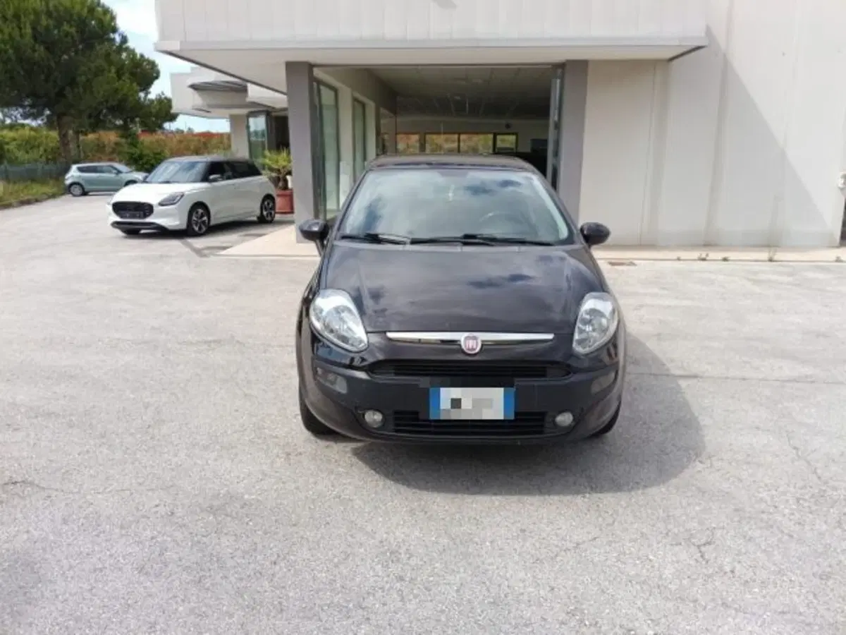 Fiat Grande Punto usata a Macerata (2)