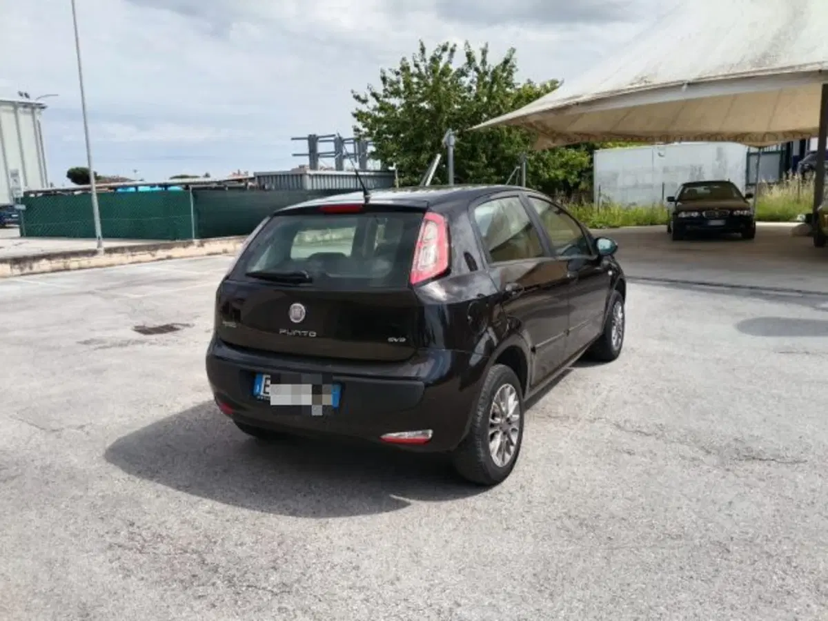 Fiat Grande Punto usata a Macerata (6)