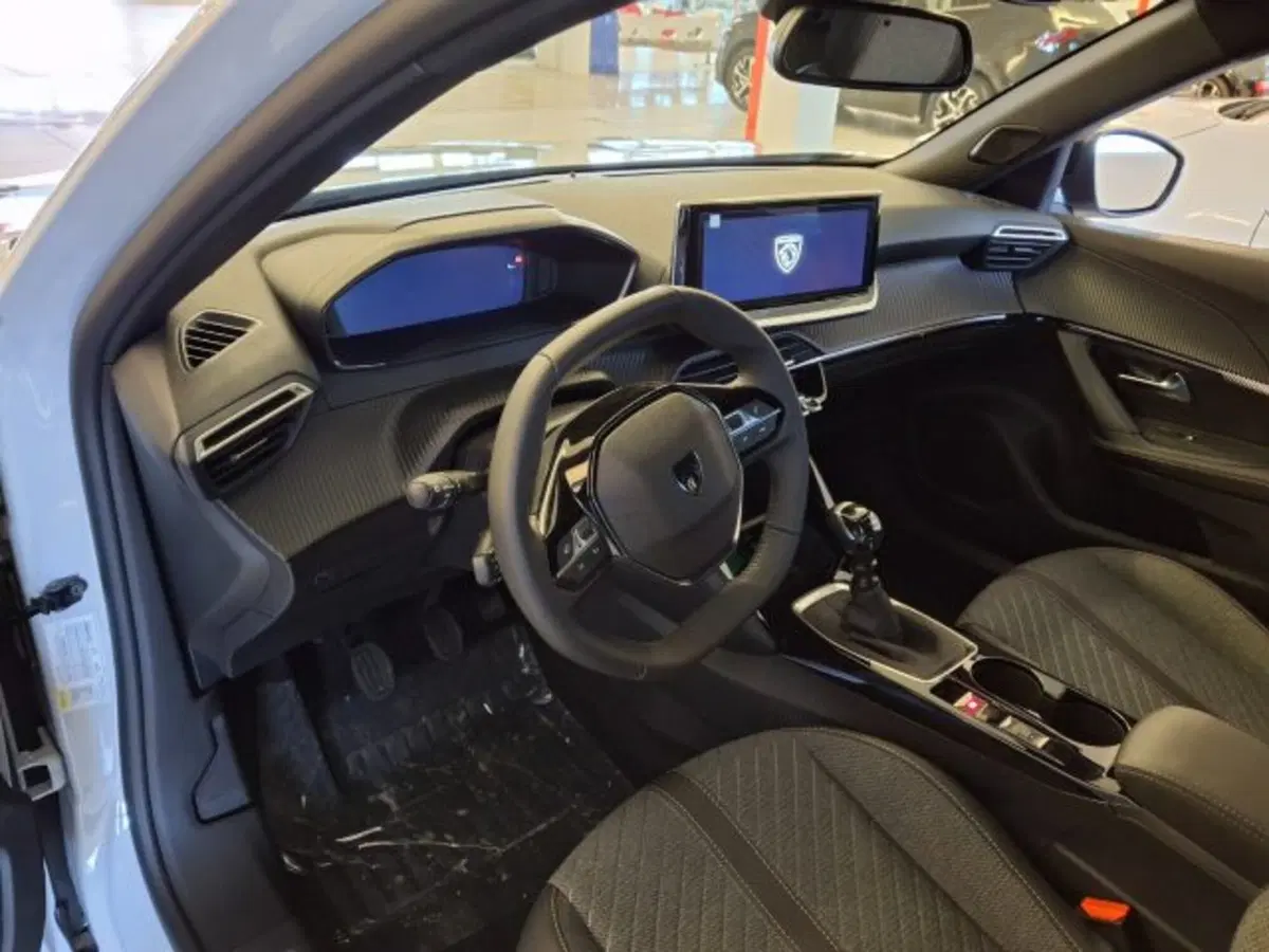 Peugeot 2008 usata a Vicenza (7)