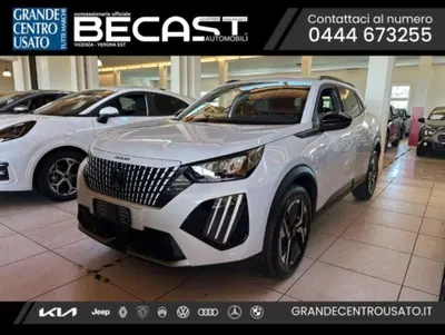Peugeot 2008 50 kWh Allure del 2025 usata a Brendola