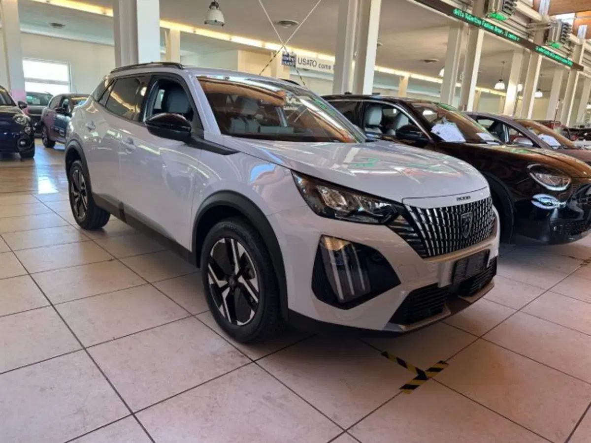 Peugeot 2008 usata a Vicenza (2)